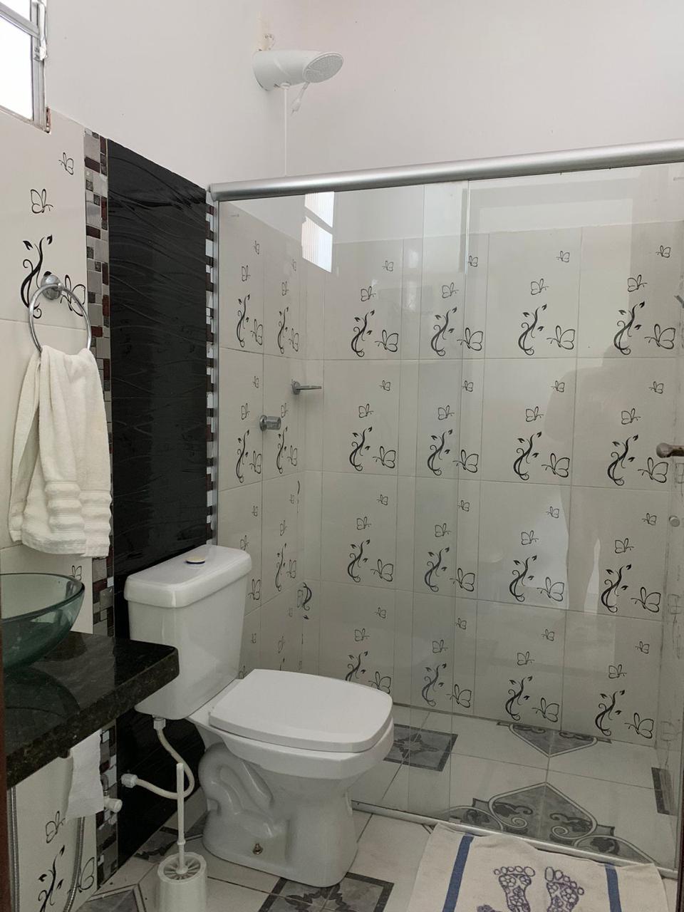 Banheiro privativo da suíte